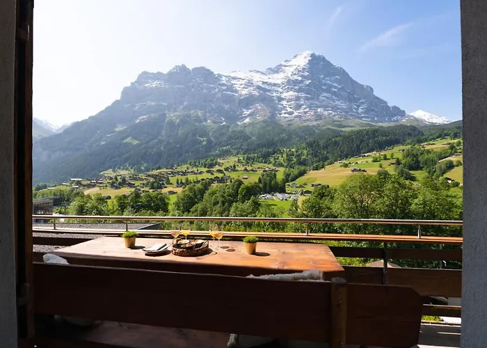 The Eiger Express - Grindelhomes Апартаменти *