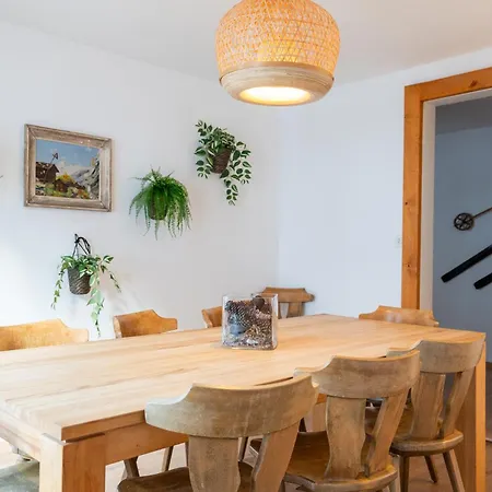 شقة The Eiger Express - Grindelhomes