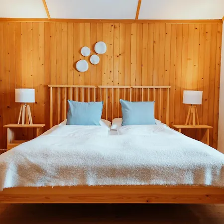 شقة The Eiger Express - Grindelhomes *